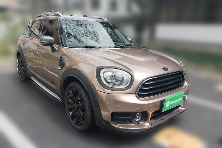 Used MINI Countryman 2019 1.5T COOPER ALL4 Artist Weekend Travel Edition Front Right 45 Deg