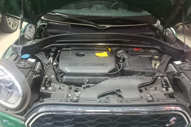 Used MINI Countryman 2019 2.0T COOPER S ALL4 Artist Engine Bay