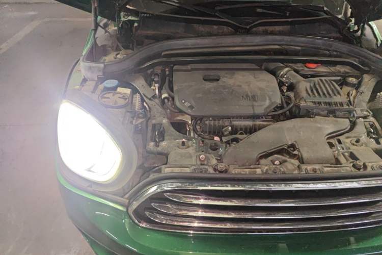 Used MINI Countryman 2019 1.5T COOPER Artist Weekend Travel Edition Engine Bay Right