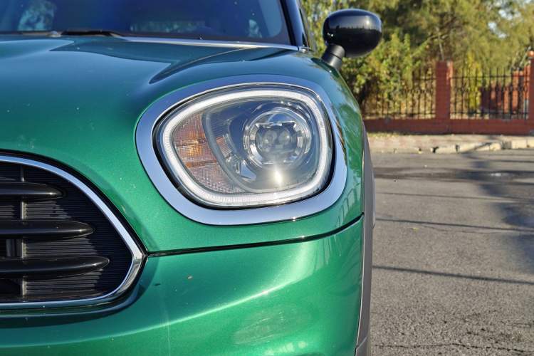 Used MINI Countryman 2019 1.5T COOPER Artist Weekend Travel Edition Left Front Headlight