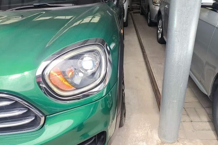 Used MINI Countryman 2019 1.5T COOPER Artist Weekend Travel Edition Left Front Headlight