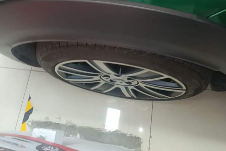 Used MINI Countryman 2019 2.0T COOPER S ALL4 Artist Left Front Wheel Hub