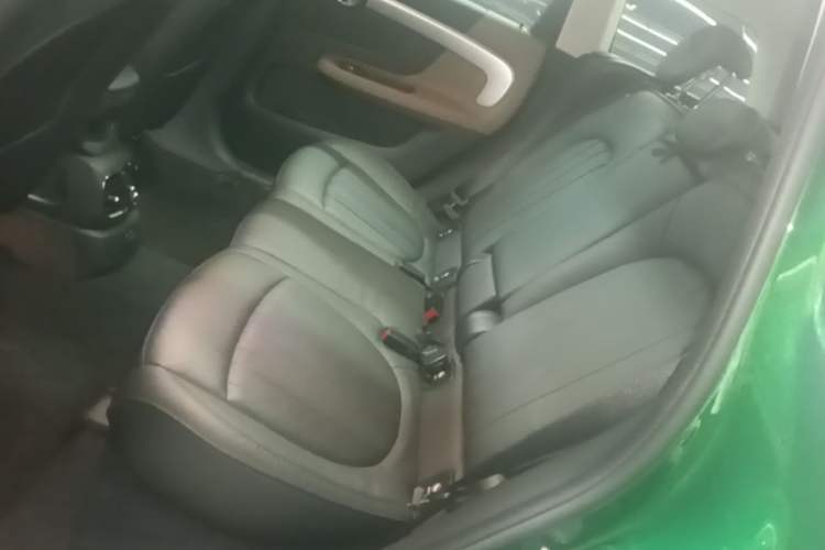 Used MINI Countryman 2019 2.0T COOPER S ALL4 Artist Left Rear Seat