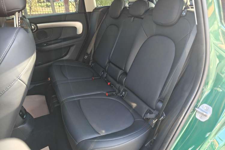 Used MINI Countryman 2019 1.5T COOPER Artist Weekend Travel Edition Left Rear Seat