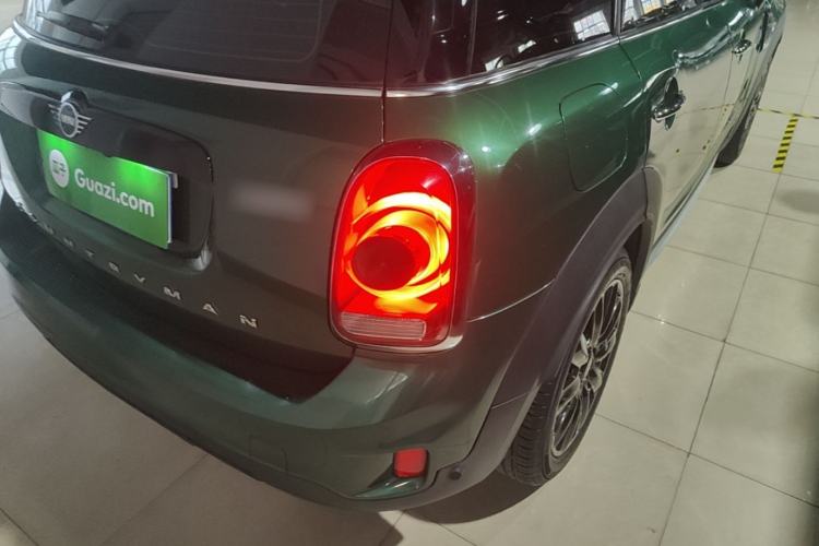Used MINI Countryman 2019 1.5T COOPER ALL4 Artist Weekend Travel Edition Right Rear Taillight