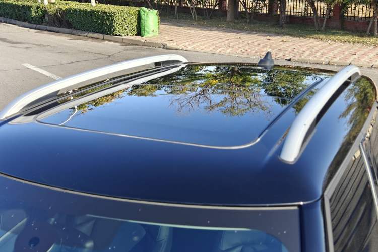 Used MINI Countryman 2019 1.5T COOPER Artist Weekend Travel Edition Roof