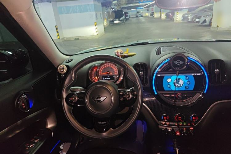 Used MINI Countryman 2019 1.5T COOPER Artist Weekend Travel Edition Steering Wheel