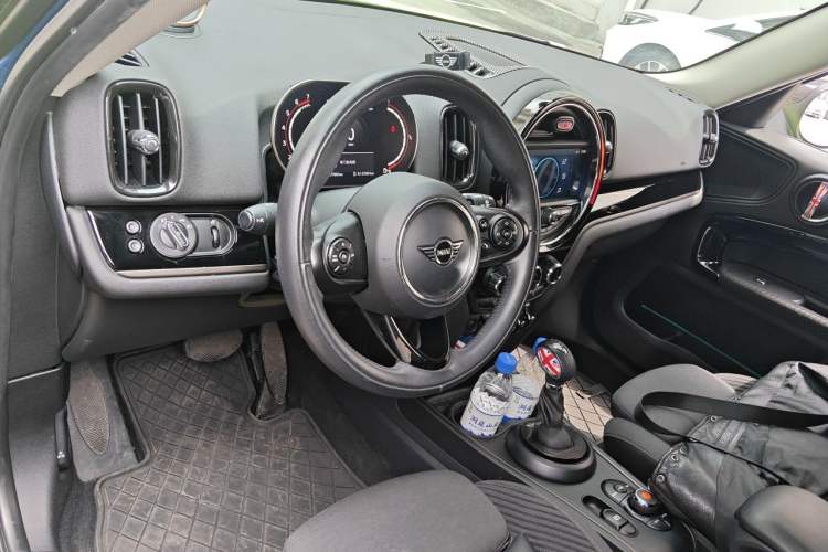 Used MINI Countryman 2019 2.0T COOPER S ALL4 Classic Edition Steering Wheel