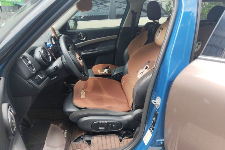 Used MINI Countryman 2019 1.5T COOPER ALL4 Artist Weekend Travel Edition Left Front Seat