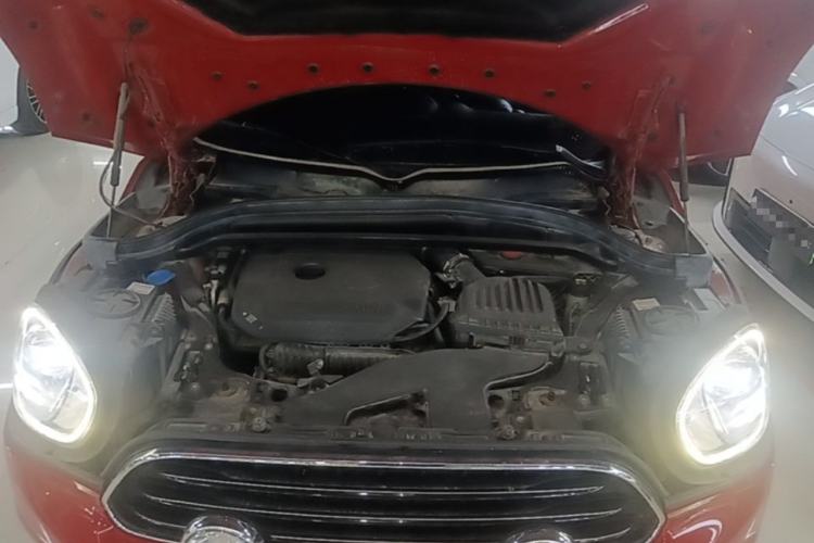 Used MINI Countryman 2019 1.5T COOPER ALL4 Artist Weekend Travel Edition Engine Bay