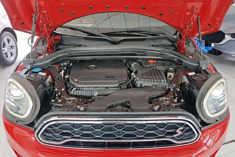 Used MINI Countryman 2019 2.0T COOPER S ALL4 Artist Engine Bay