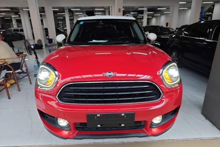 Used MINI Countryman 2019 1.5T COOPER ALL4 Artist Weekend Travel Edition Exterior 1