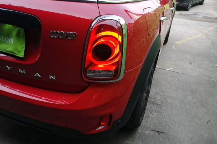 Used MINI Countryman 2019 1.5T COOPER ALL4 Artist Weekend Travel Edition Exterior 1