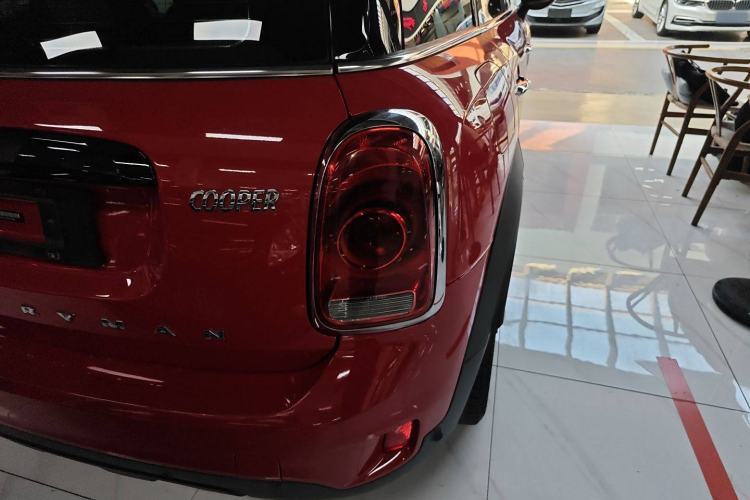 Used MINI Countryman 2019 1.5T COOPER ALL4 Artist Weekend Travel Edition Exterior 6