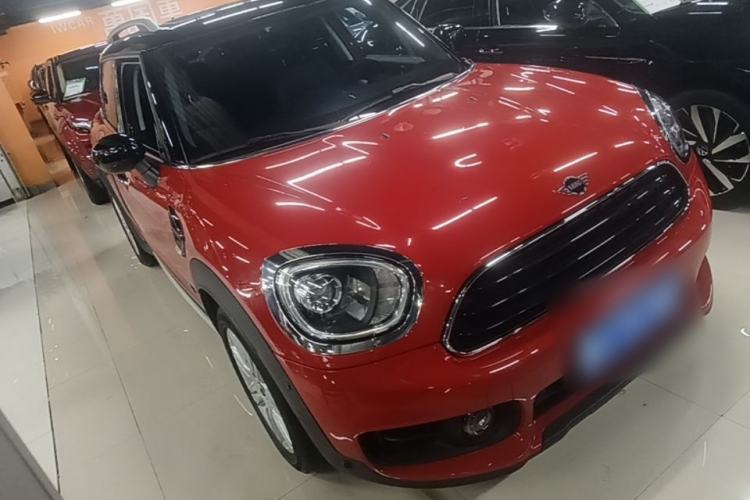 Used MINI Countryman 2019 1.5T COOPER ALL4 Artist Weekend Travel Edition Front Right 45 Deg