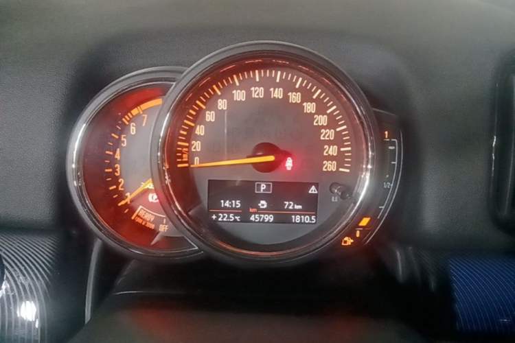 Used MINI Countryman 2019 1.5T COOPER ALL4 Artist Weekend Travel Edition Instrument Cluster