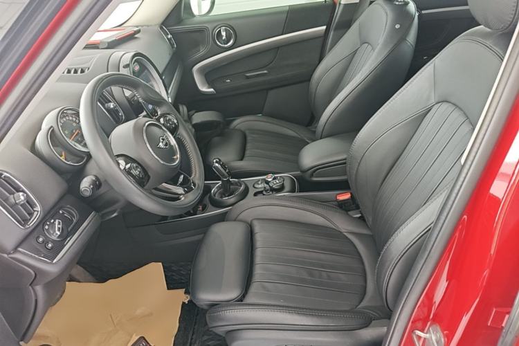 Used MINI Countryman 2019 2.0T COOPER S ALL4 Artist Left Front Seat