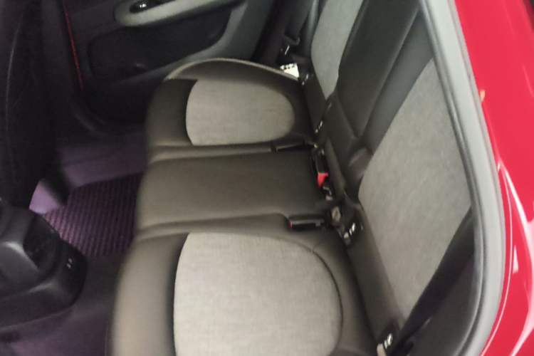 Used MINI Countryman 2019 1.5T COOPER ALL4 Classic Weekend Travel Edition Left Rear Seat