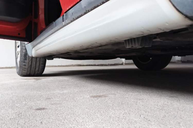 Used MINI Countryman 2019 1.5T COOPER ALL4 Classic Weekend Travel Edition Left Side Sill