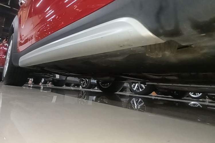 Used MINI Countryman 2019 1.5T COOPER ALL4 Artist Weekend Travel Edition Right Side Sill