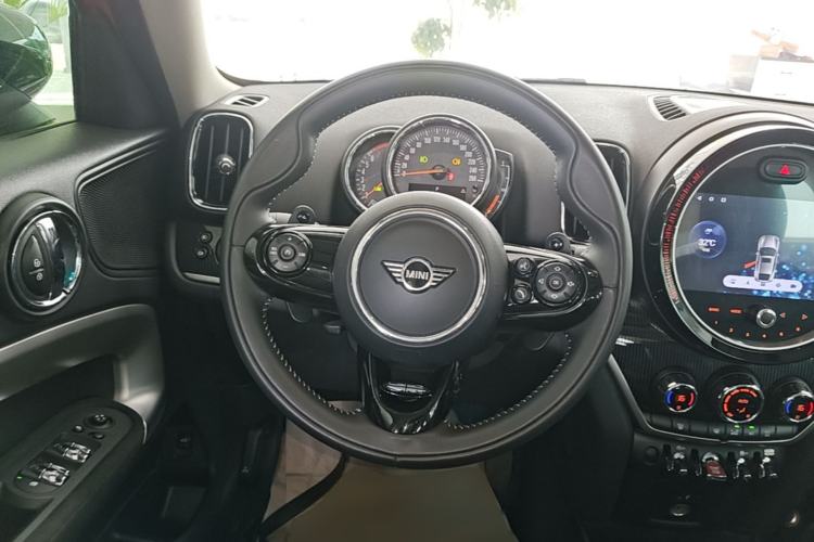 Used MINI Countryman 2019 2.0T COOPER S ALL4 Artist Steering Wheel