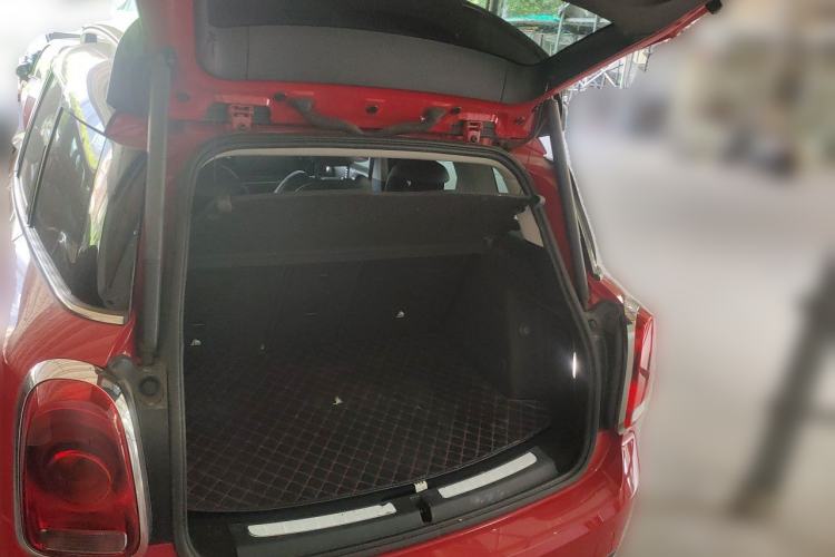 Used MINI Countryman 2019 1.5T COOPER ALL4 Artist Weekend Travel Edition Trunk