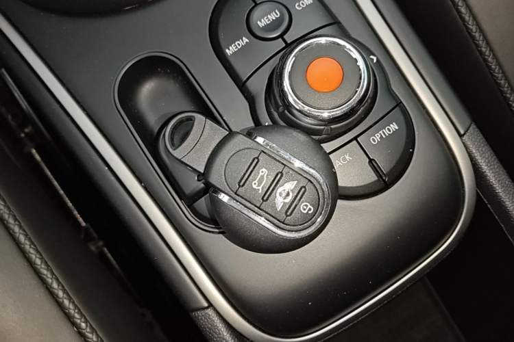 Used MINI Countryman 2019 2.0T COOPER S ALL4 Artist Vehicle Key