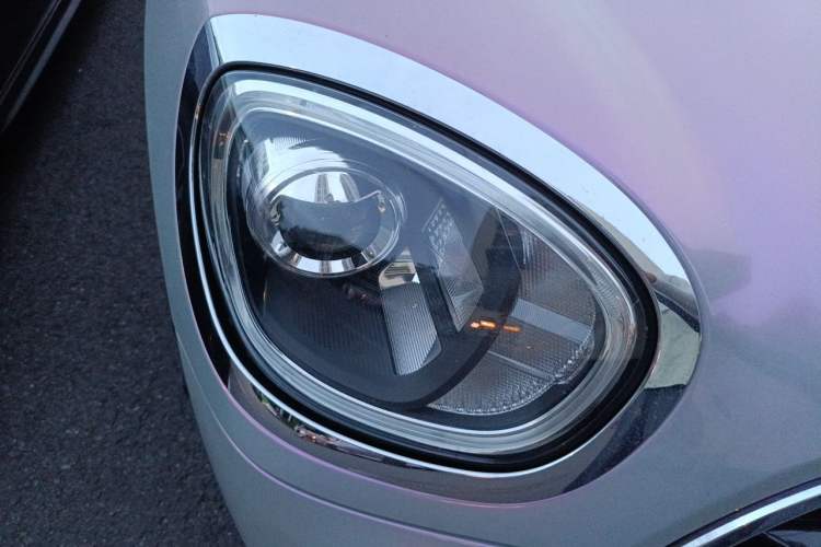 Used MINI Countryman 2019 1.5T COOPER ALL4 Classic Weekend Travel Edition Right Front Headlight