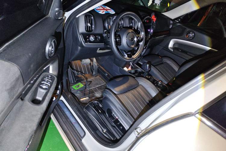 Used MINI Countryman 2019 2.0T COOPER S ALL4 Artist Driver Seat