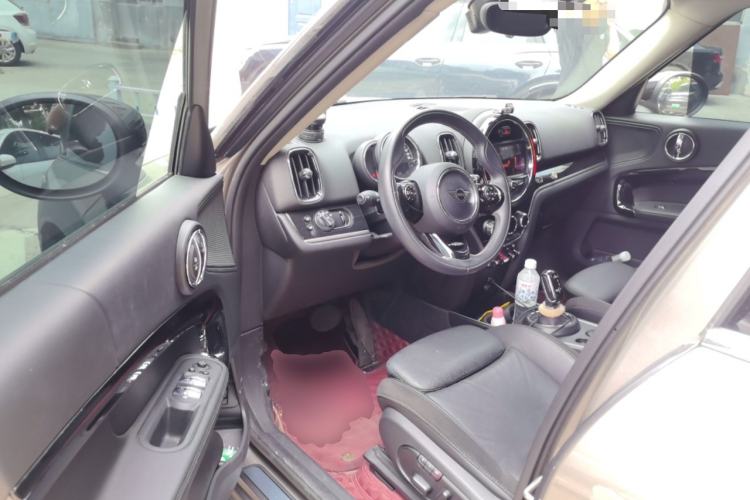 Used MINI Countryman 2019 1.5T COOPER ALL4 Artist Weekend Travel Edition Driver Seat