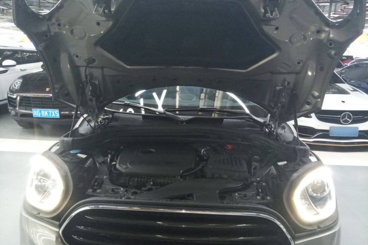 Used MINI Countryman 2019 1.5T COOPER ALL4 Classic Weekend Travel Edition Engine Bay