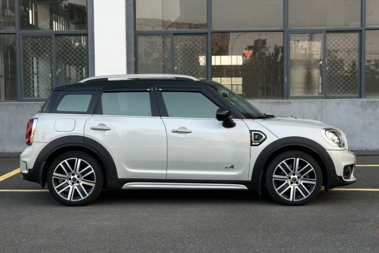 Used MINI Countryman 2019 2.0T COOPER S ALL4 Artist Exterior 3