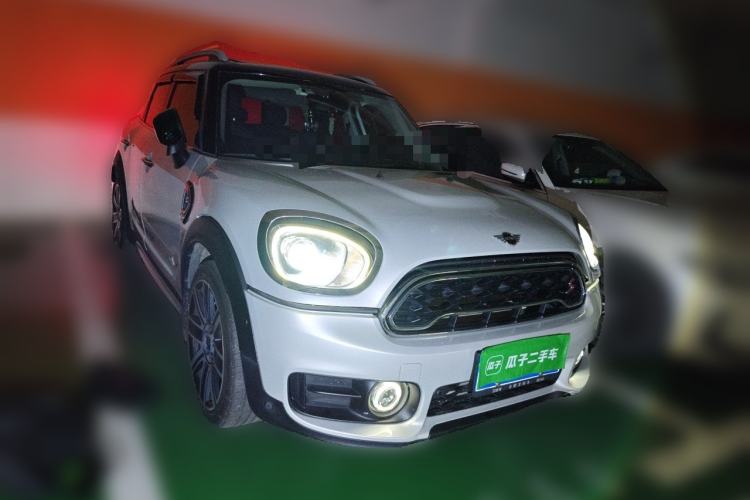 Used MINI Countryman 2019 2.0T COOPER S ALL4 Artist Front Right 45 Deg