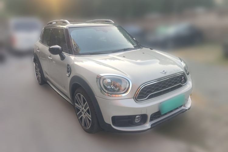 Used MINI Countryman 2019 2.0T COOPER S ALL4 Artist Front Right 45 Deg