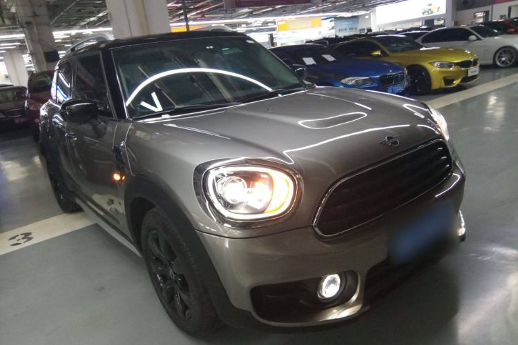 Used MINI Countryman 2019 1.5T COOPER ALL4 Classic Weekend Travel Edition Front Right 45 Deg