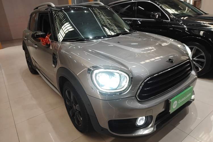 Used MINI Countryman 2019 1.5T COOPER ALL4 Classic Weekend Travel Edition Front Right 45 Deg