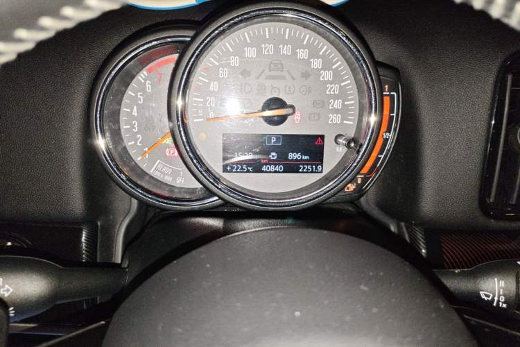 Used MINI Countryman 2019 2.0T COOPER S ALL4 Artist Instrument Cluster
