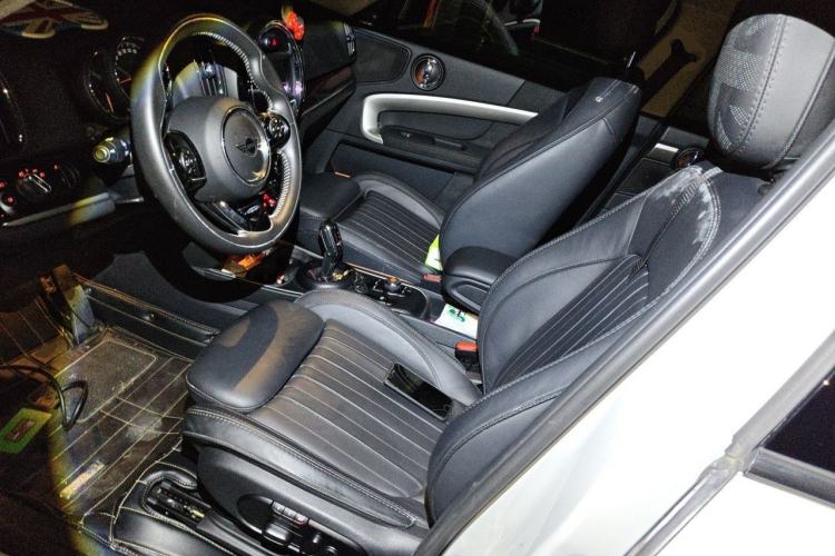 Used MINI Countryman 2019 2.0T COOPER S ALL4 Artist Left Front Seat