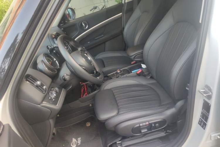 Used MINI Countryman 2019 2.0T COOPER S ALL4 Artist Left Front Seat