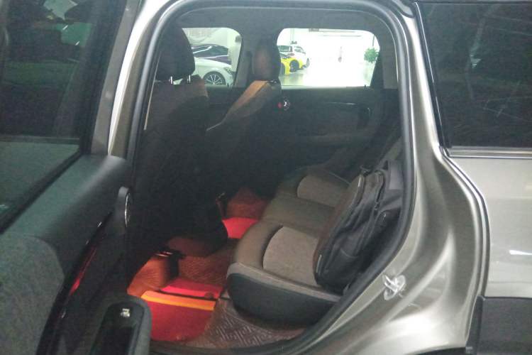Used MINI Countryman 2019 1.5T COOPER ALL4 Classic Weekend Travel Edition Left Rear Seat