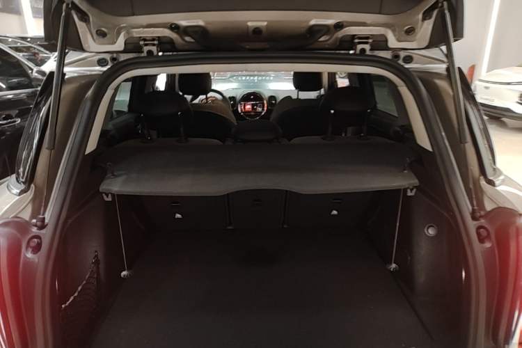 Used MINI Countryman 2019 1.5T COOPER ALL4 Classic Weekend Travel Edition Trunk