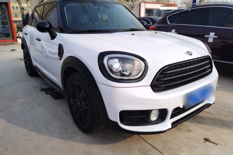 Used MINI Countryman 2019 1.5T COOPER Artist Weekend Travel Edition Front Right 45 Deg