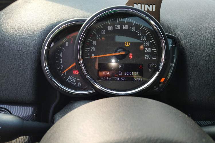 Used MINI Countryman 2019 1.5T COOPER Artist Weekend Travel Edition Instrument Cluster