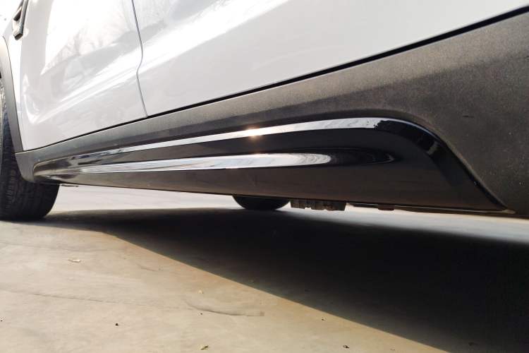 Used MINI Countryman 2019 1.5T COOPER Artist Weekend Travel Edition Left Side Sill
