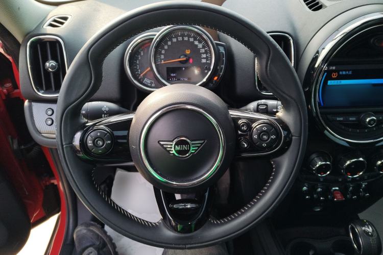 Used MINI Countryman 2019 1.5T COOPER Artist Weekend Travel Edition Steering Wheel