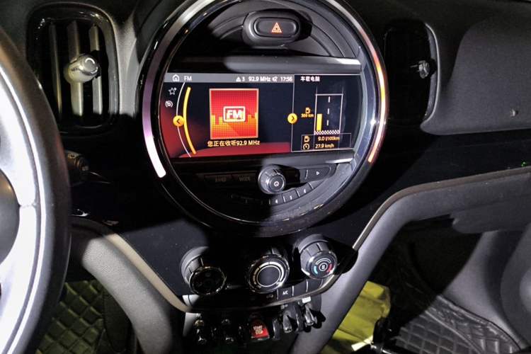 Used MINI Countryman 2020 1.5T COOPER ALL4 Audio And AC Panel