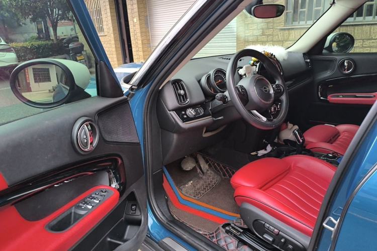 Used MINI Countryman 2020 1.5T COOPER ALL4 Driver Seat