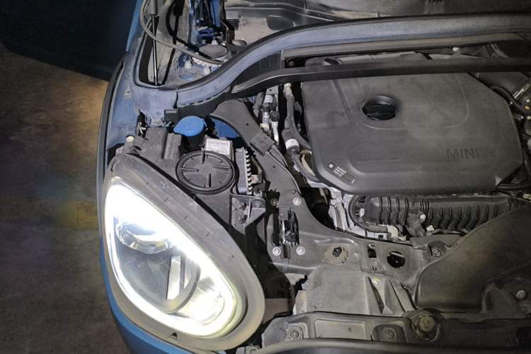 Used MINI Countryman 2020 1.5T COOPER ALL4 Engine Bay Right