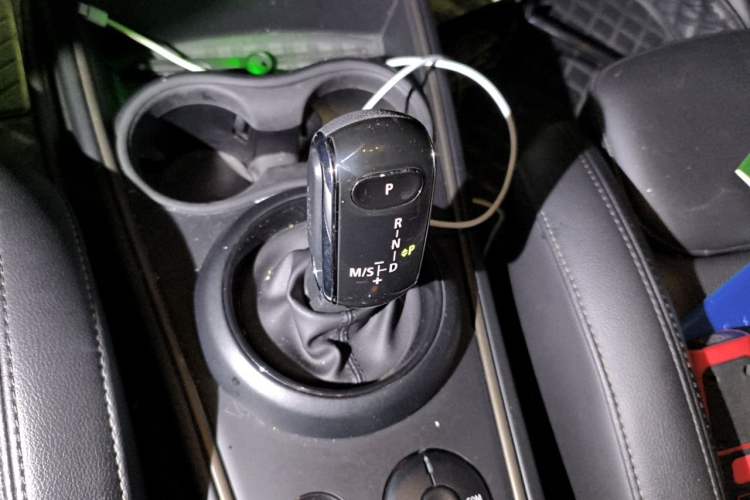 Used MINI Countryman 2020 1.5T COOPER ALL4 Gear Lever