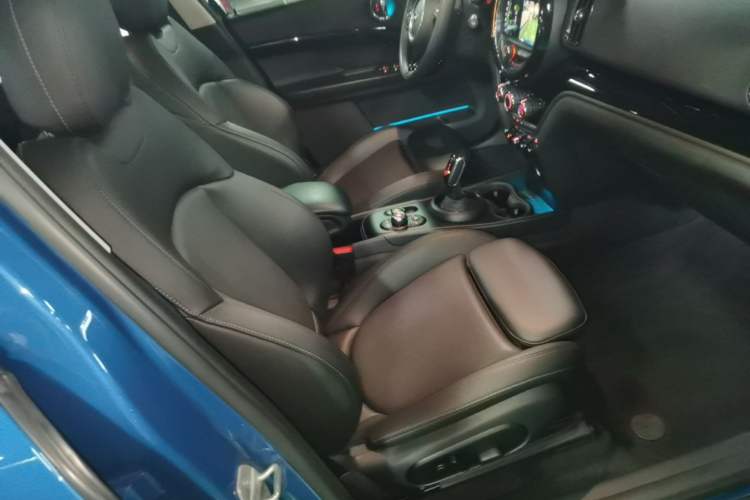 Used MINI Countryman 2020 1.5T COOPER ALL4 Right Front Seat